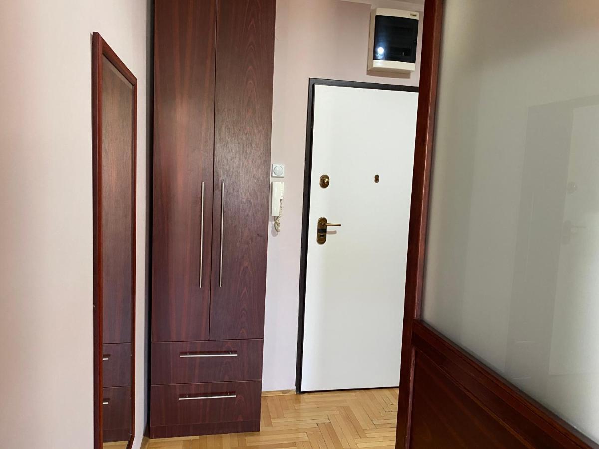 Hill Apartment Belgrado Esterno foto