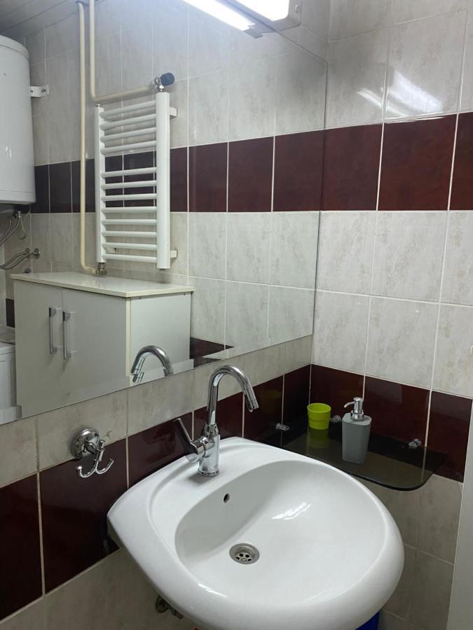 Hill Apartment Belgrado Esterno foto