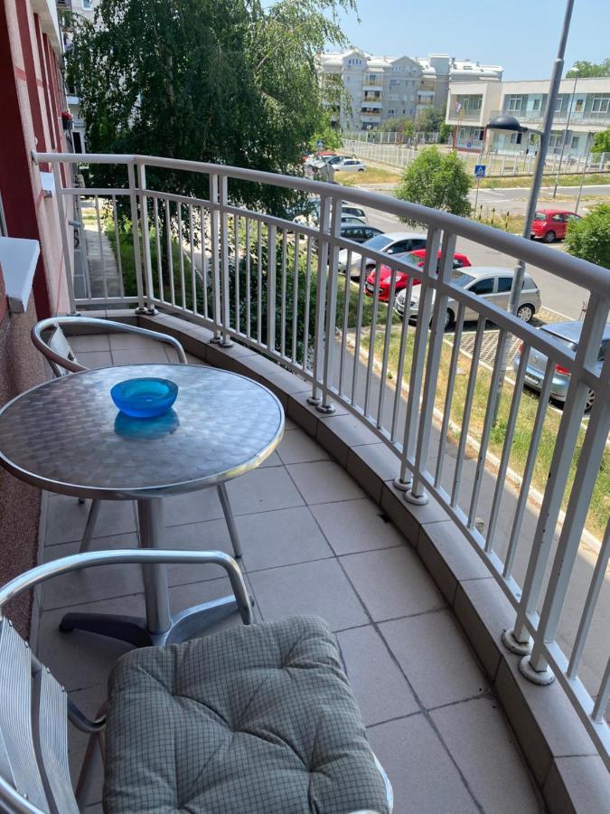 Hill Apartment Belgrado Esterno foto